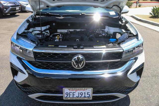 2023 Volkswagen Taos - $15,000