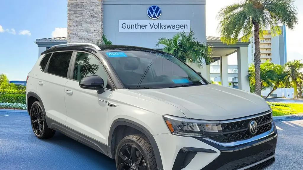 2023 Volkswagen Taos SE