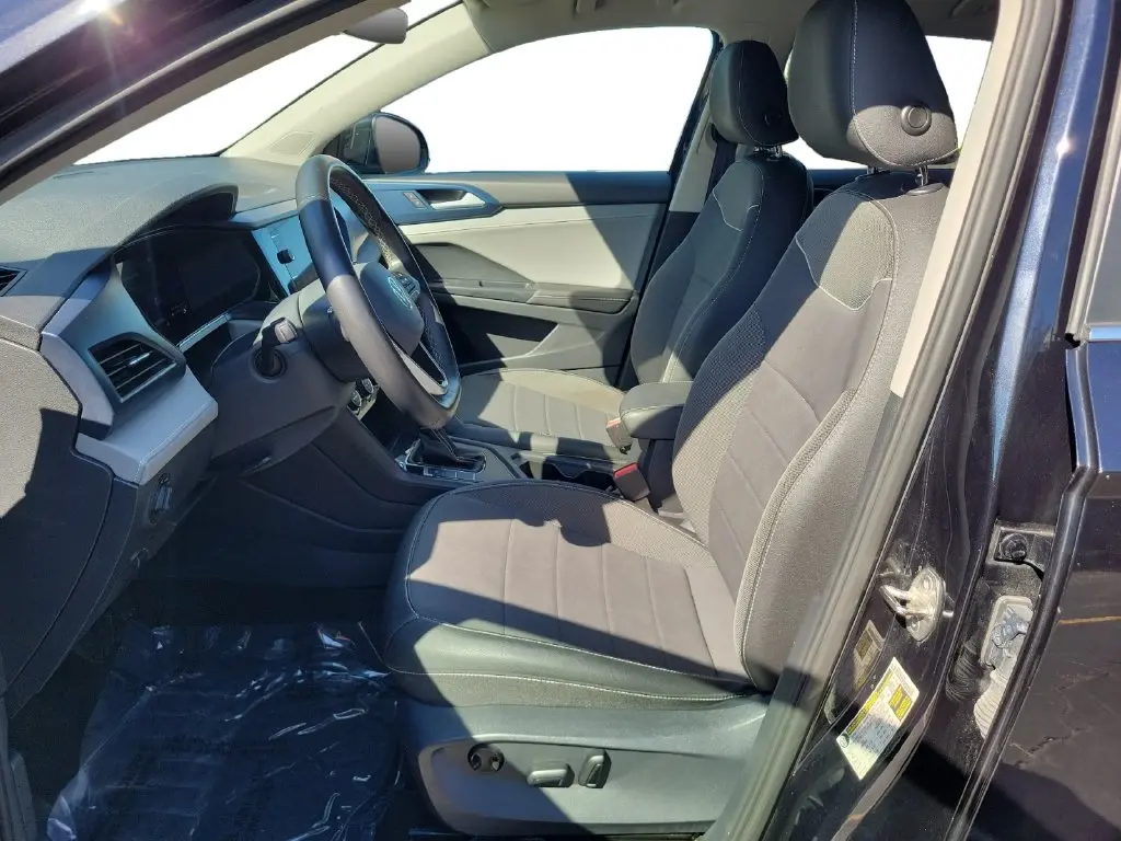 2024 Volkswagen Taos - $17,500