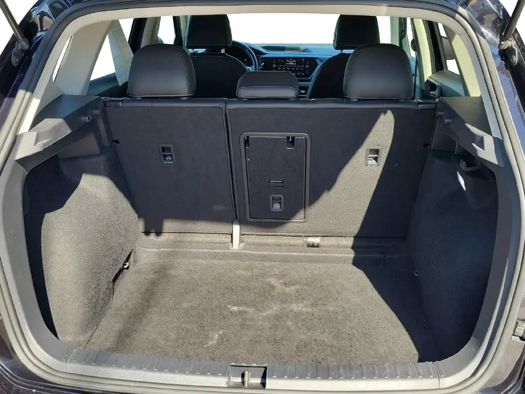 2024 Volkswagen Taos - $17,500