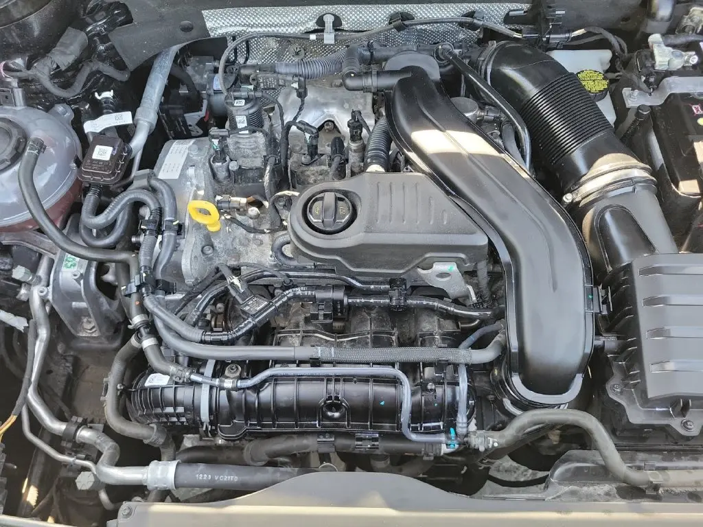 2024 Volkswagen Taos - $17,500