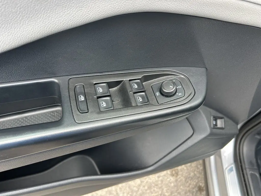 2024 Volkswagen Taos - $19,166
