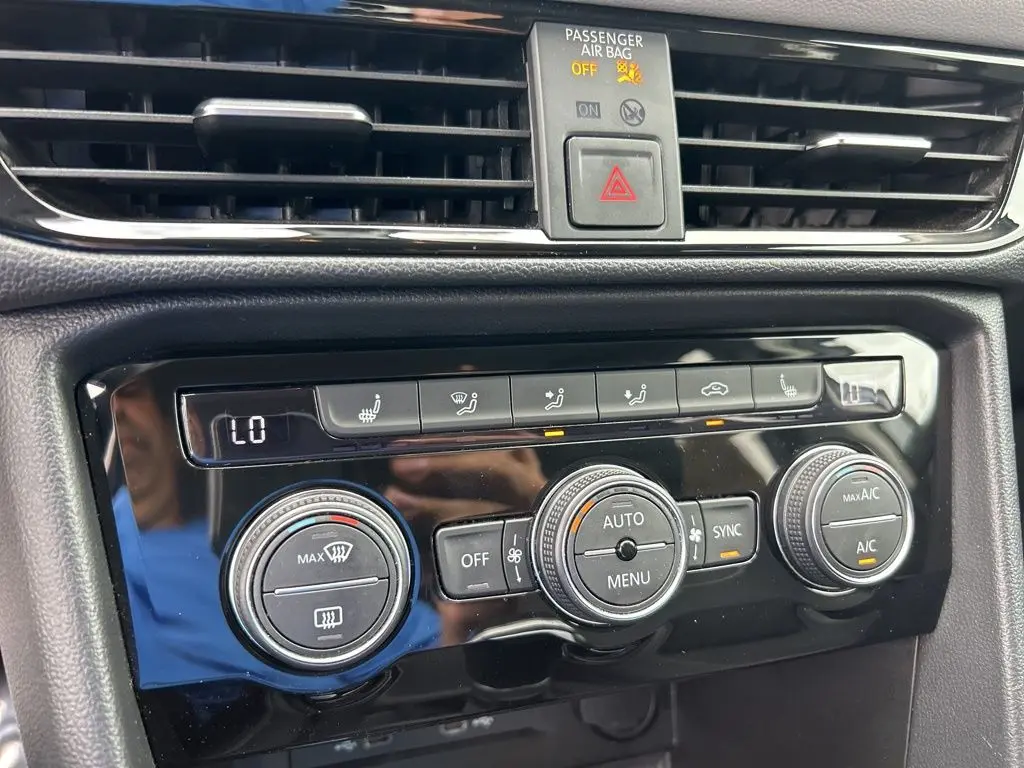 2024 Volkswagen Taos - $19,166