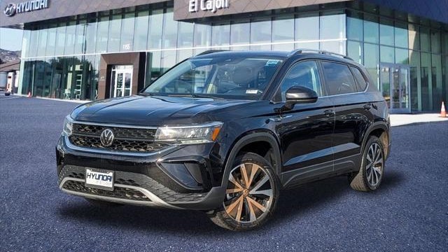 Preowned 2024 Volkswagen Taos SE for Sale