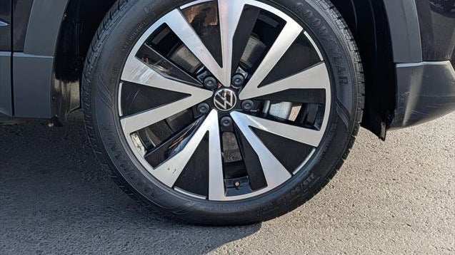 2024 Volkswagen Taos SE