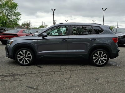 Photo of a 2024 Volkswagen Taos SE 4DR SUV for sale