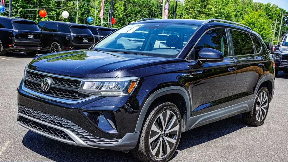2024 Volkswagen Taos SE