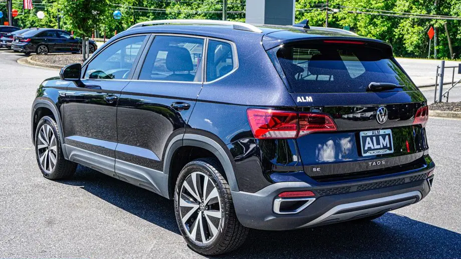 2024 Volkswagen Taos SE