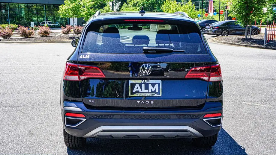 2024 Volkswagen Taos SE