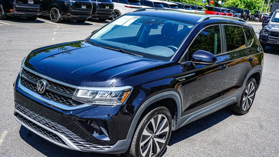 2024 Volkswagen Taos SE