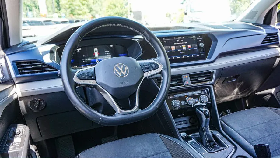 2024 Volkswagen Taos SE