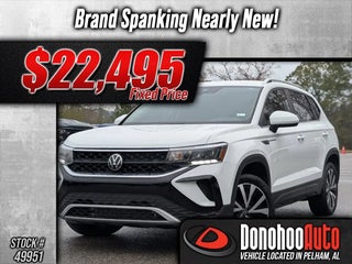 2024 Volkswagen Taos with Pure White Exterior