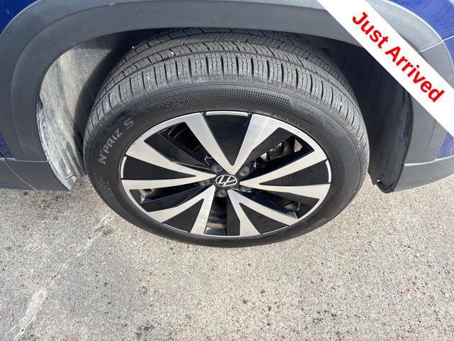 2023 Volkswagen Taos - $19,500
