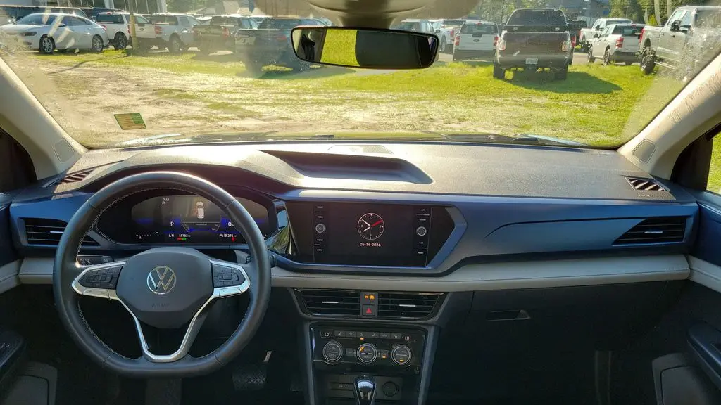 2024 Volkswagen Taos SE
