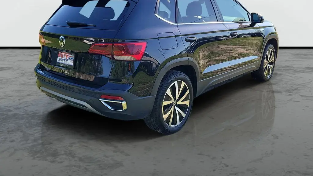 2024 Volkswagen Taos SE