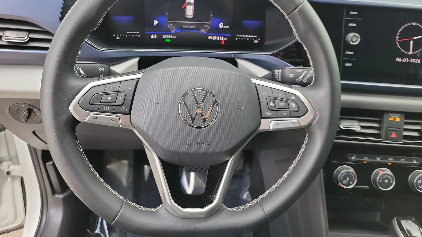 2023 Volkswagen Taos SE