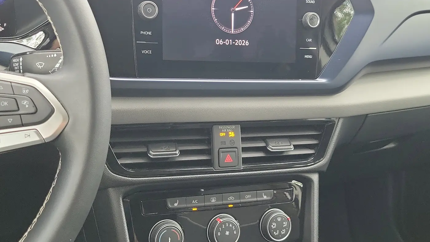 2023 Volkswagen Taos SE