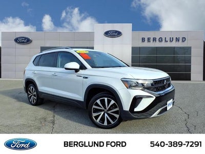 Photo of a 2024 Volkswagen Taos SE 4DR SUV for sale