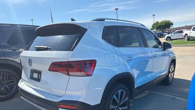 2023 Volkswagen Taos SE