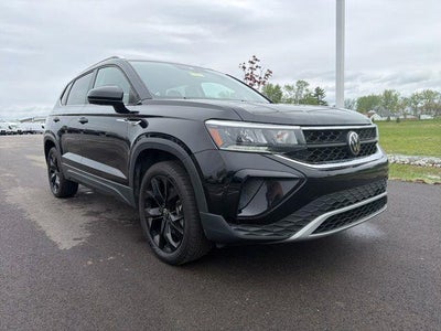 Photo of a 2023 Volkswagen Taos SE 4DR SUV for sale