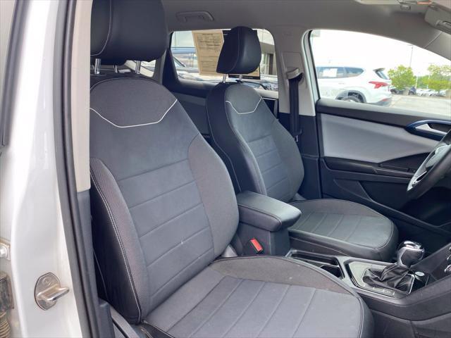 2023 Volkswagen Taos - $18,860