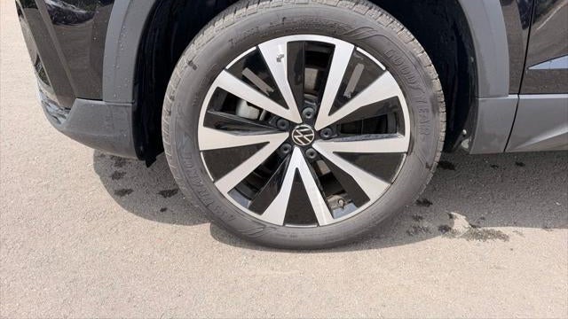 2024 Volkswagen Taos SE