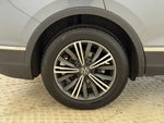 2024 Tiguan Thumbnail 10