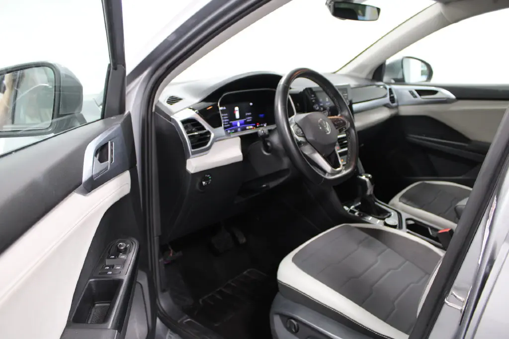 2025 Volkswagen Taos - $23,198