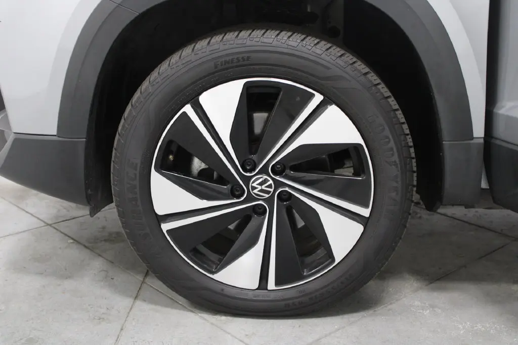 2025 Volkswagen Taos - $23,198
