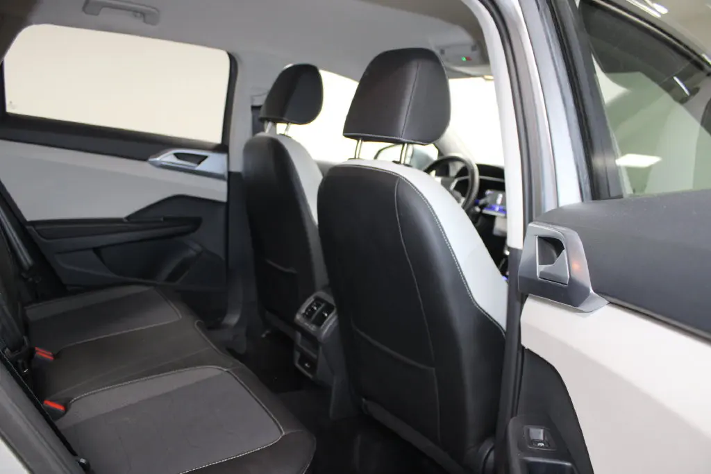 2025 Volkswagen Taos - $23,198
