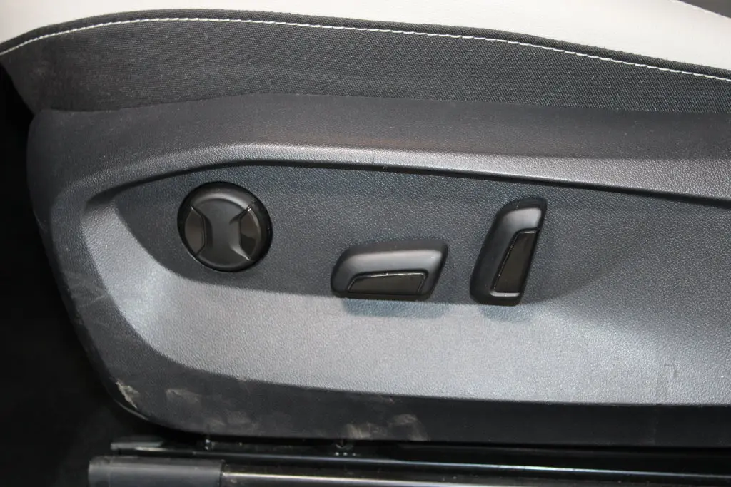 2025 Volkswagen Taos - $23,198