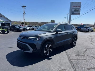 2025 Volkswagen Taos AWD SE 4motion 4DR SUV