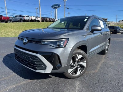 Photo of a 2025 Volkswagen Taos AWD SE 4motion 4DR SUV for sale