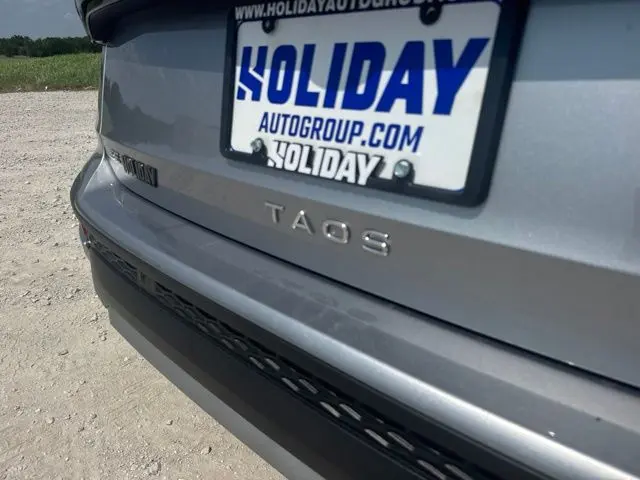 2025 Volkswagen Taos - $21,400