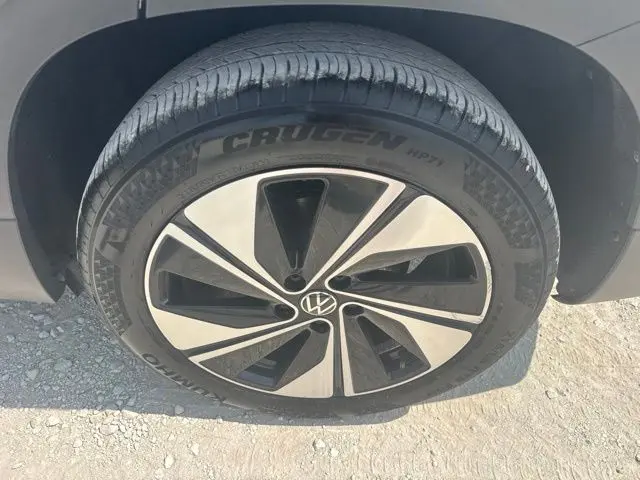 2025 Volkswagen Taos - $21,400