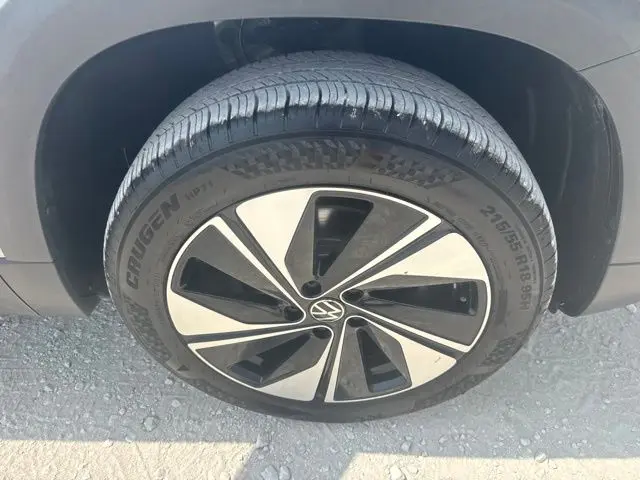 2025 Volkswagen Taos - $21,400