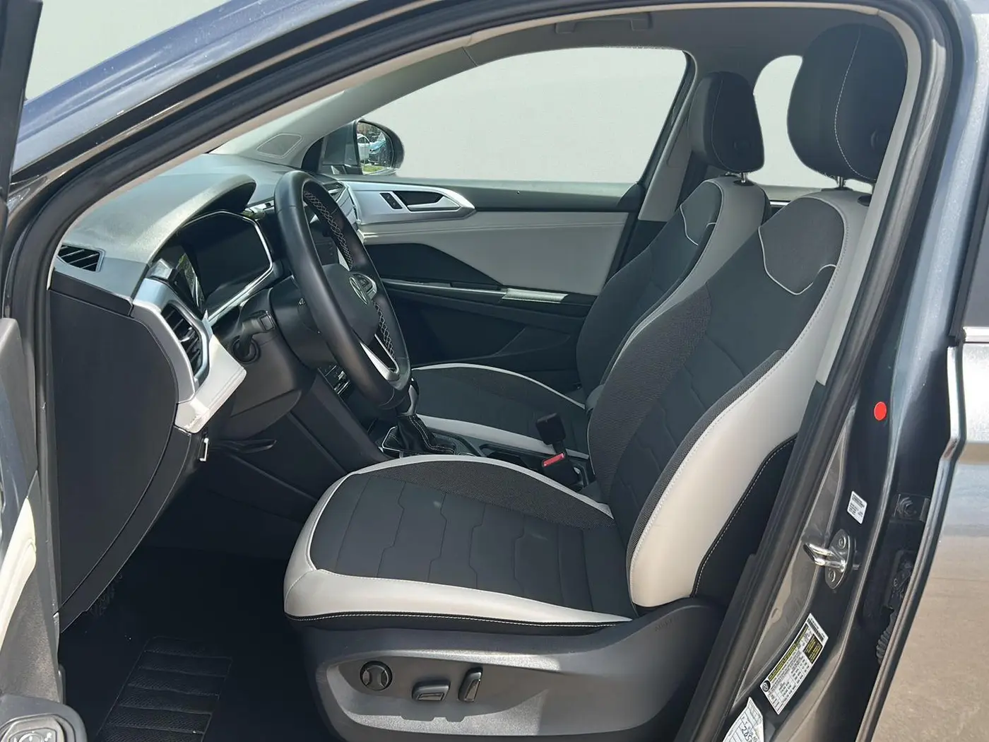 2025 Volkswagen Taos - $20,725