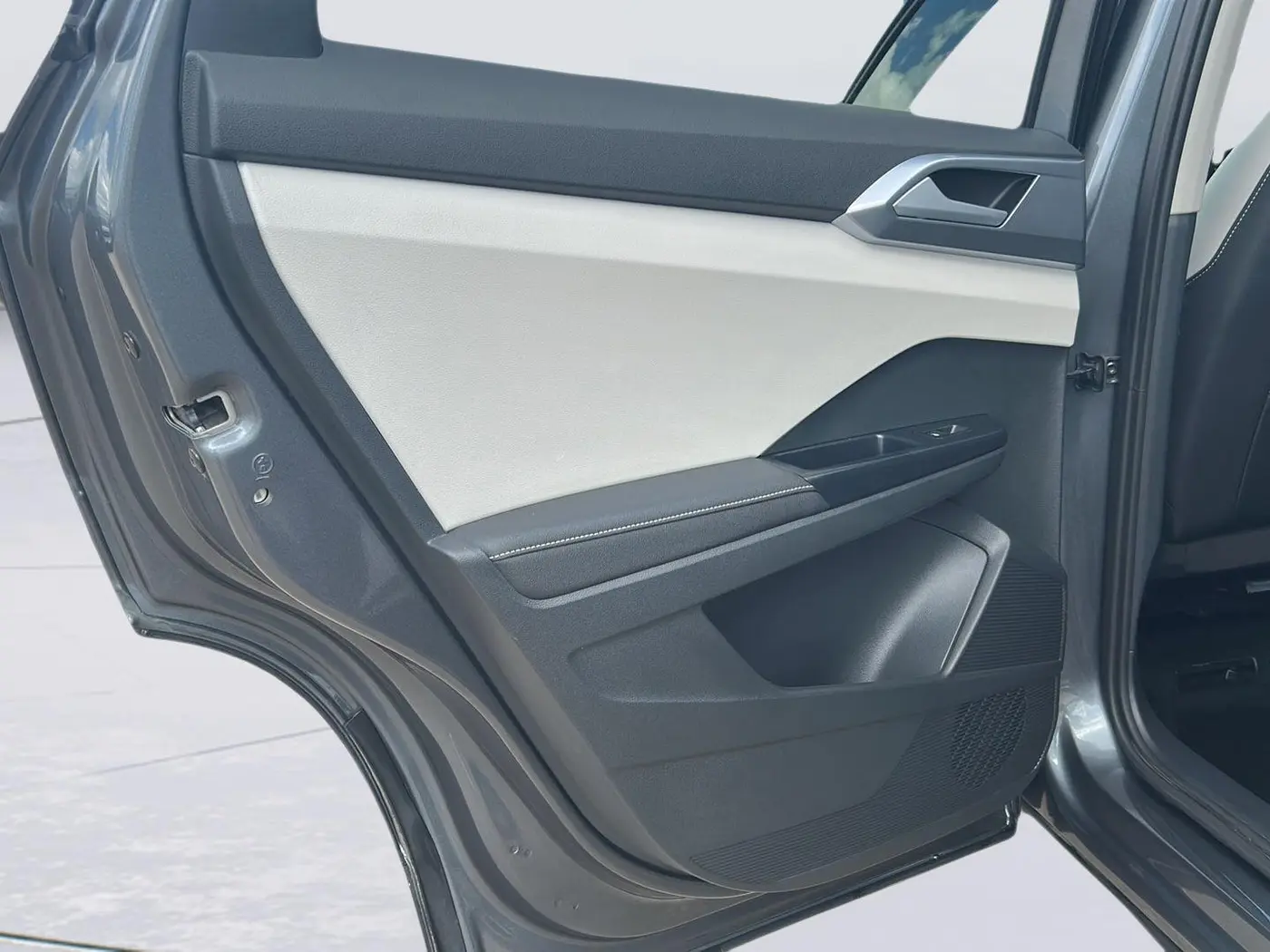 2025 Volkswagen Taos - $20,725