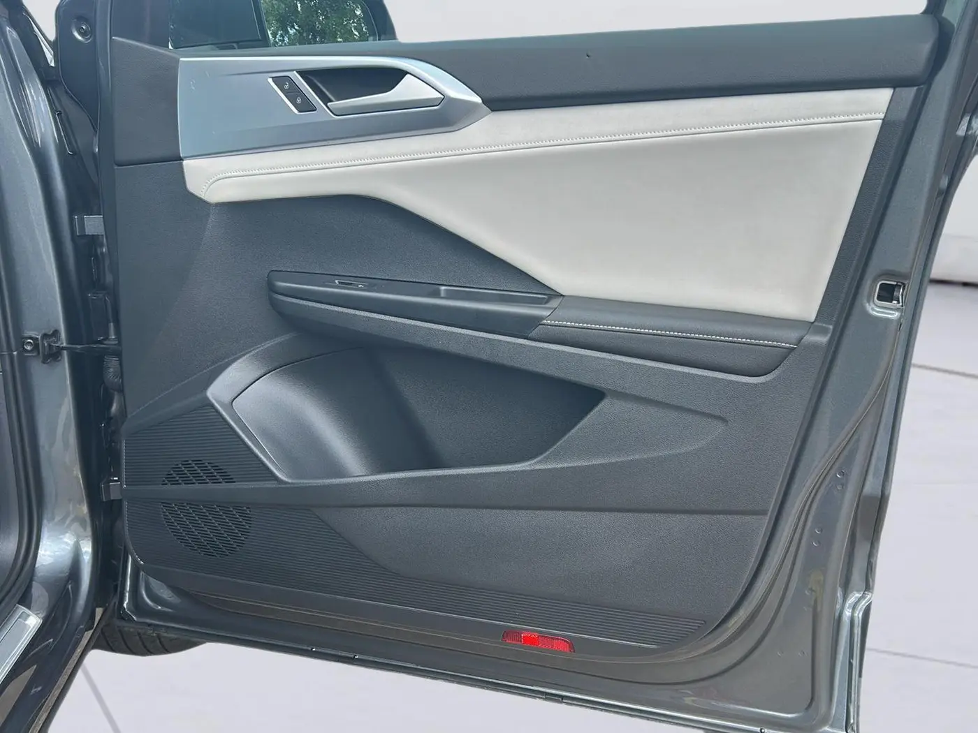 2025 Volkswagen Taos - $20,725
