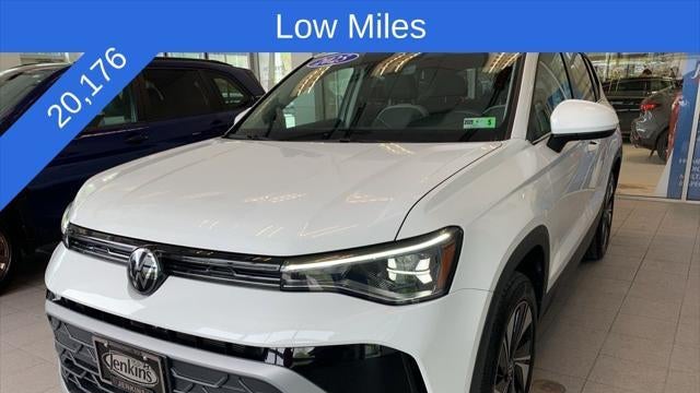 2025 Volkswagen Taos SE 4Motion