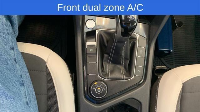 2025 Volkswagen Taos SE 4Motion