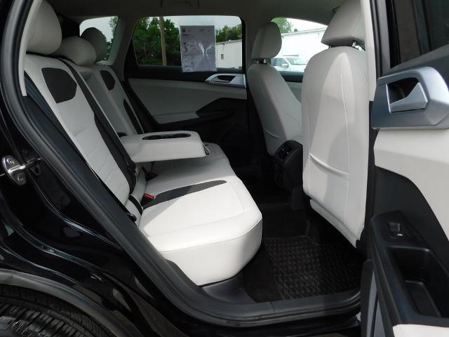 2025 Volkswagen Taos - $24,990