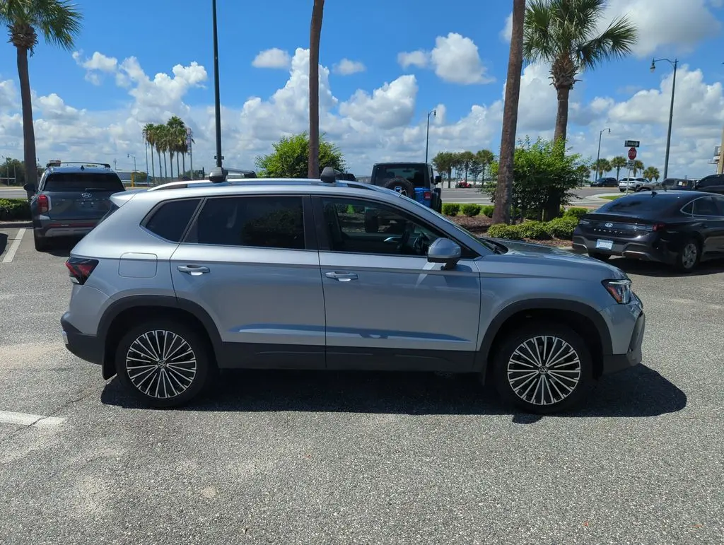 2025 Volkswagen Taos - $22,990