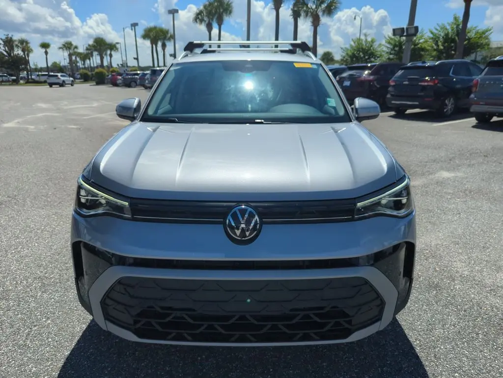 2025 Volkswagen Taos - $22,990