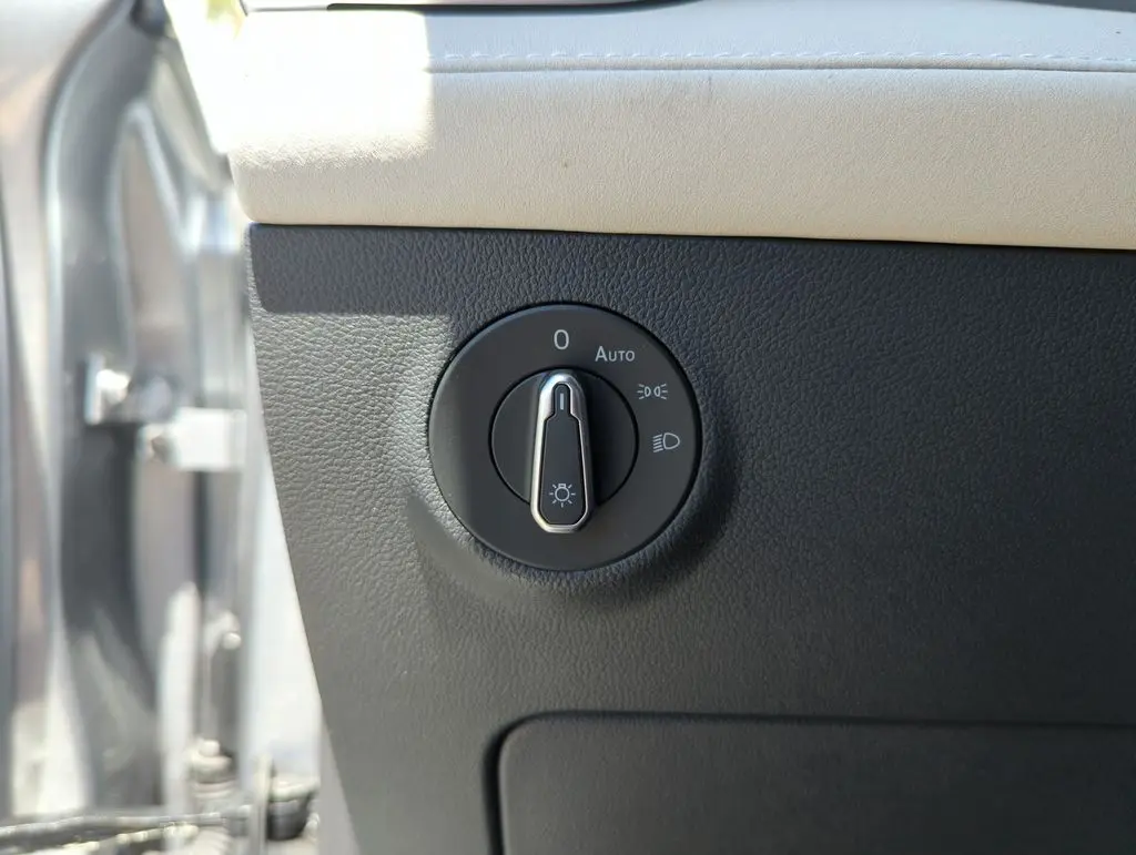 2025 Volkswagen Taos - $22,990
