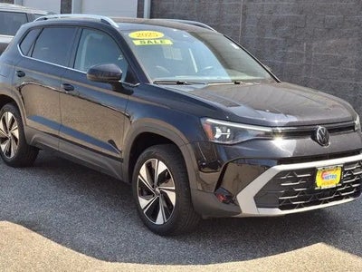 2025 Volkswagen Taos AWD SE 4motion 4DR SUV
