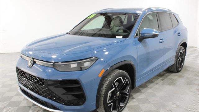 2026 Volkswagen Tiguan SEL R-Line Turbo 4Motion