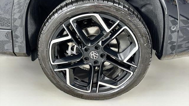 2026 Volkswagen Tiguan SEL R-Line Turbo 4Motion