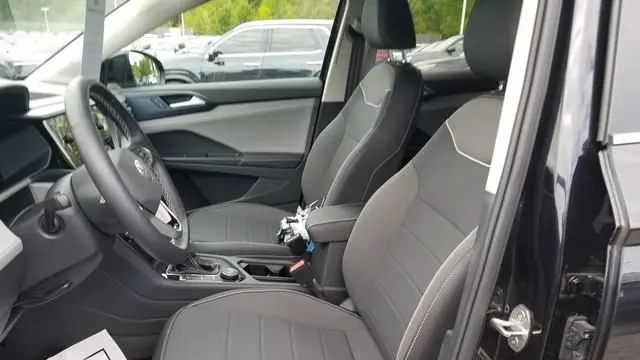 2024 Volkswagen Taos SE 4Motion