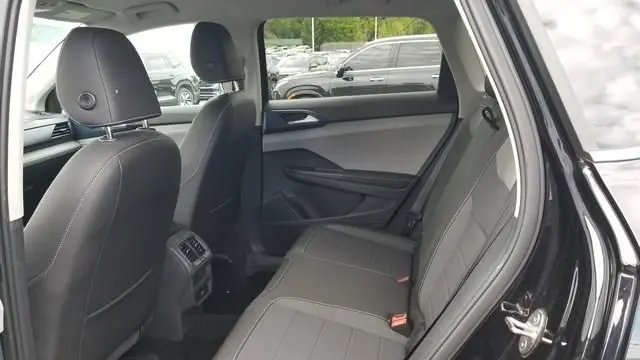 2024 Volkswagen Taos SE 4Motion